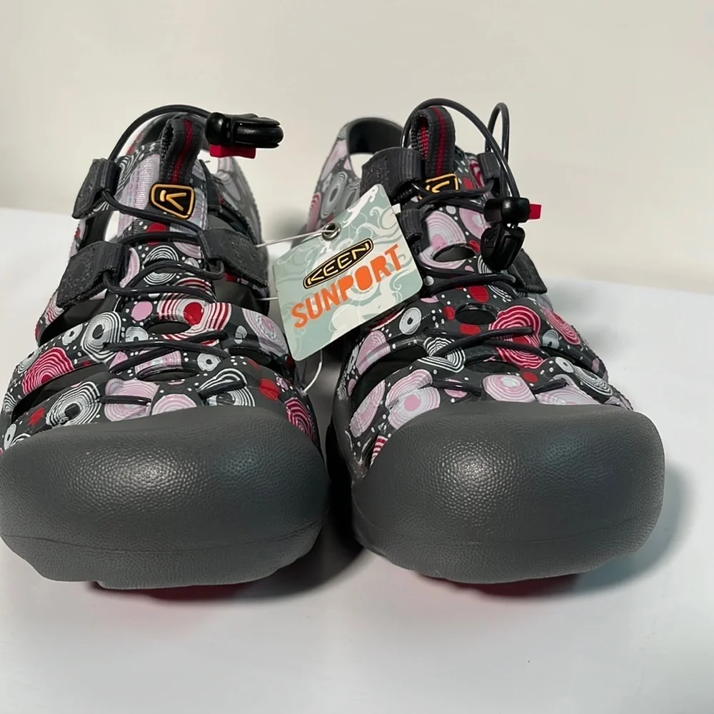Keen nwt rubber